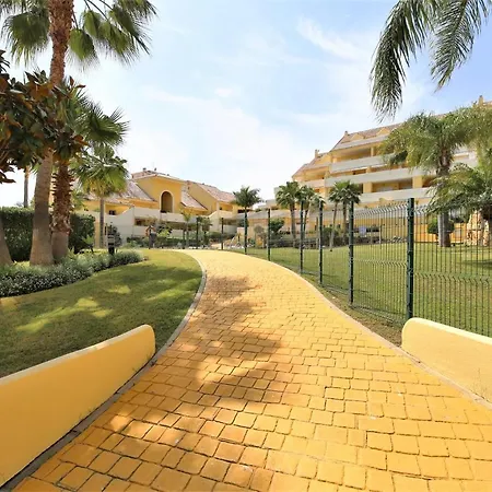 Port Olivian Estepona
